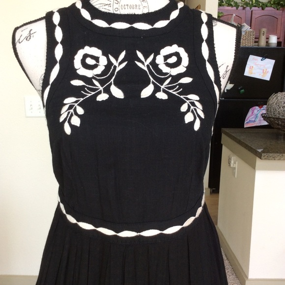 🕊 Cute Free People Dress 🕊 - Picture 4 of 8